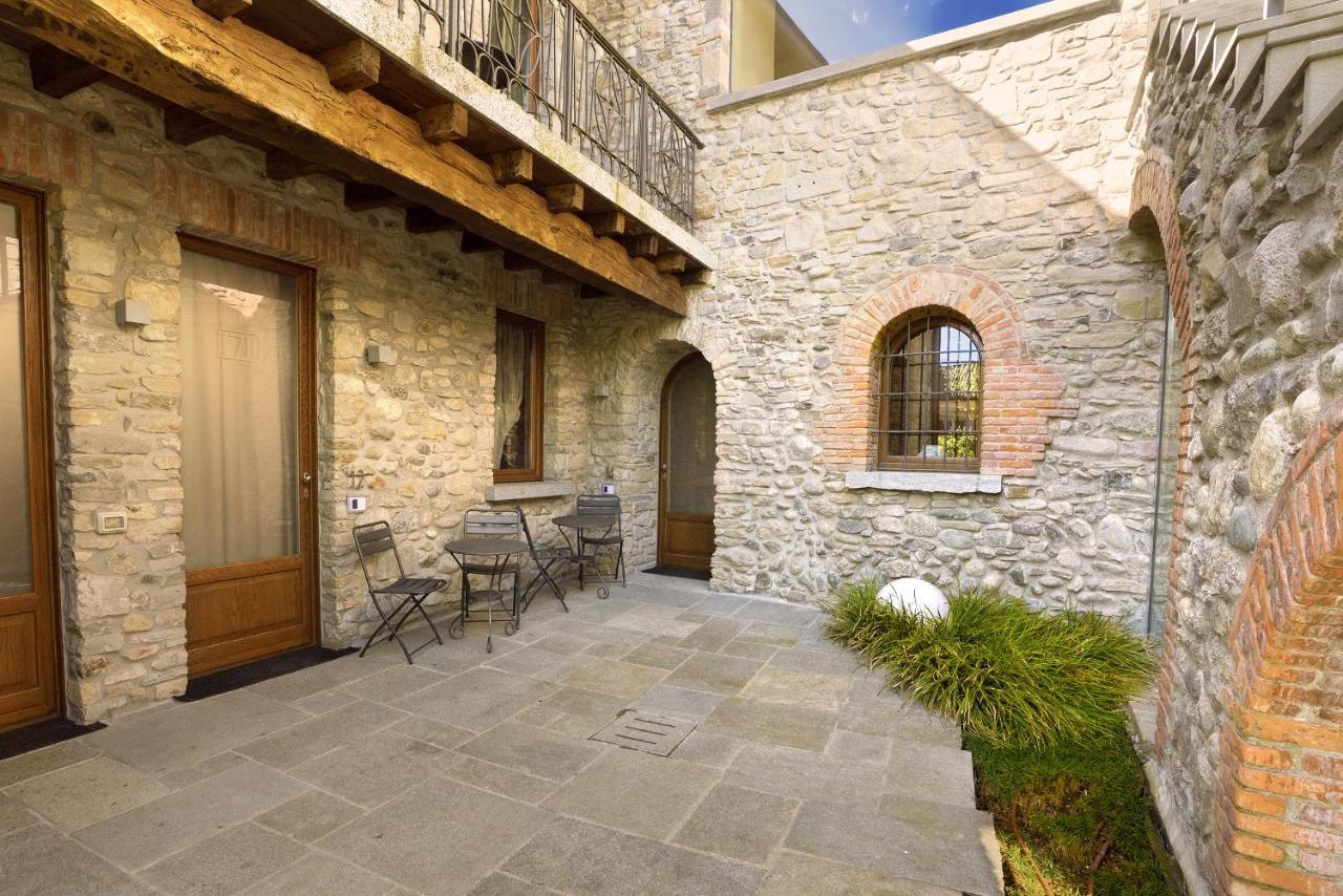 Il Borgo - 1711 Luxury Guest House Арлате Экстерьер фото