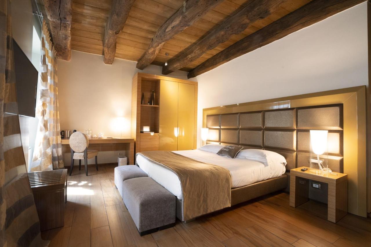 Il Borgo - 1711 Luxury Guest House Арлате Экстерьер фото