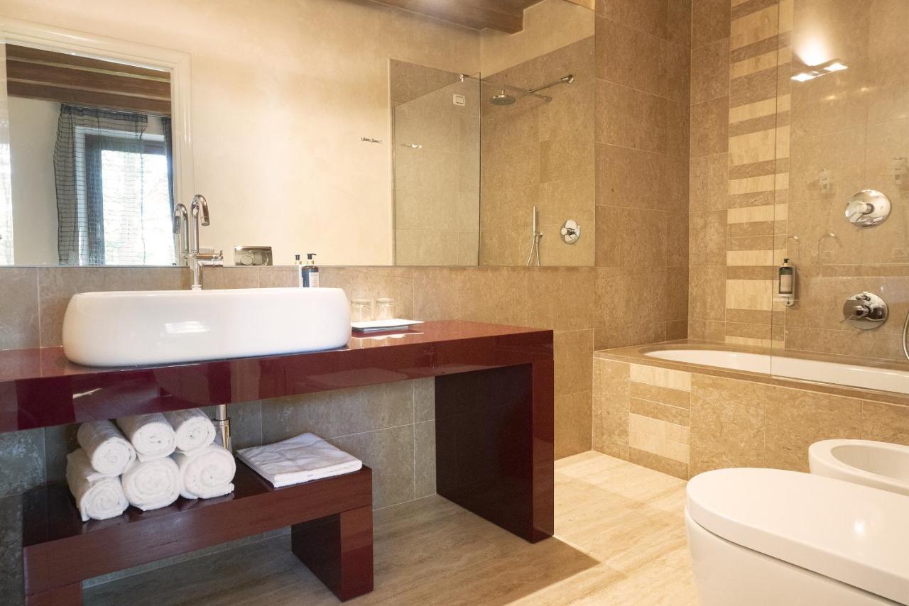Il Borgo - 1711 Luxury Guest House Арлате Экстерьер фото