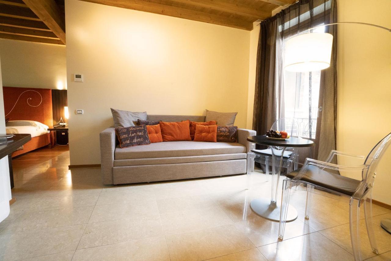 Il Borgo - 1711 Luxury Guest House Арлате Экстерьер фото