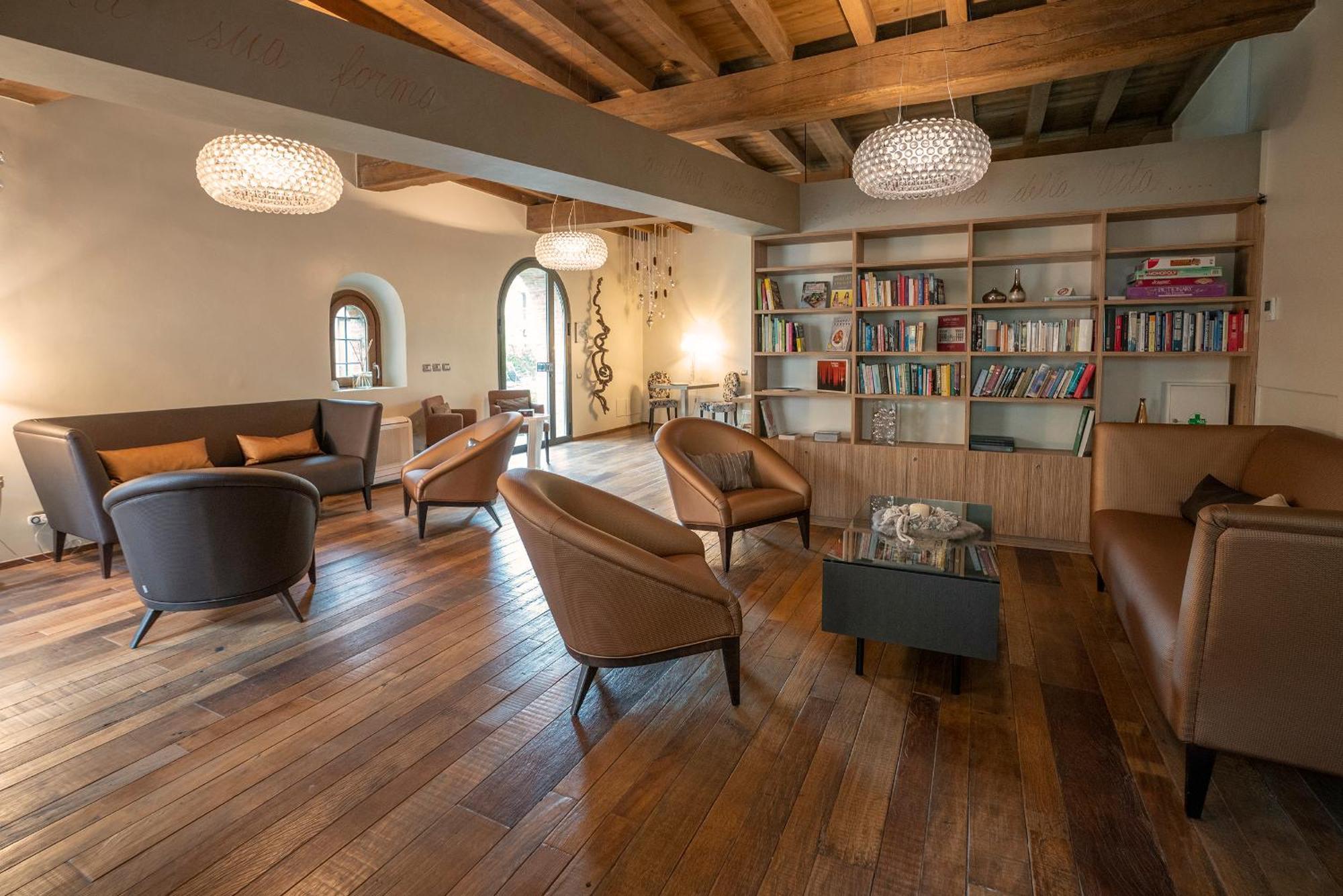 Il Borgo - 1711 Luxury Guest House Арлате Экстерьер фото